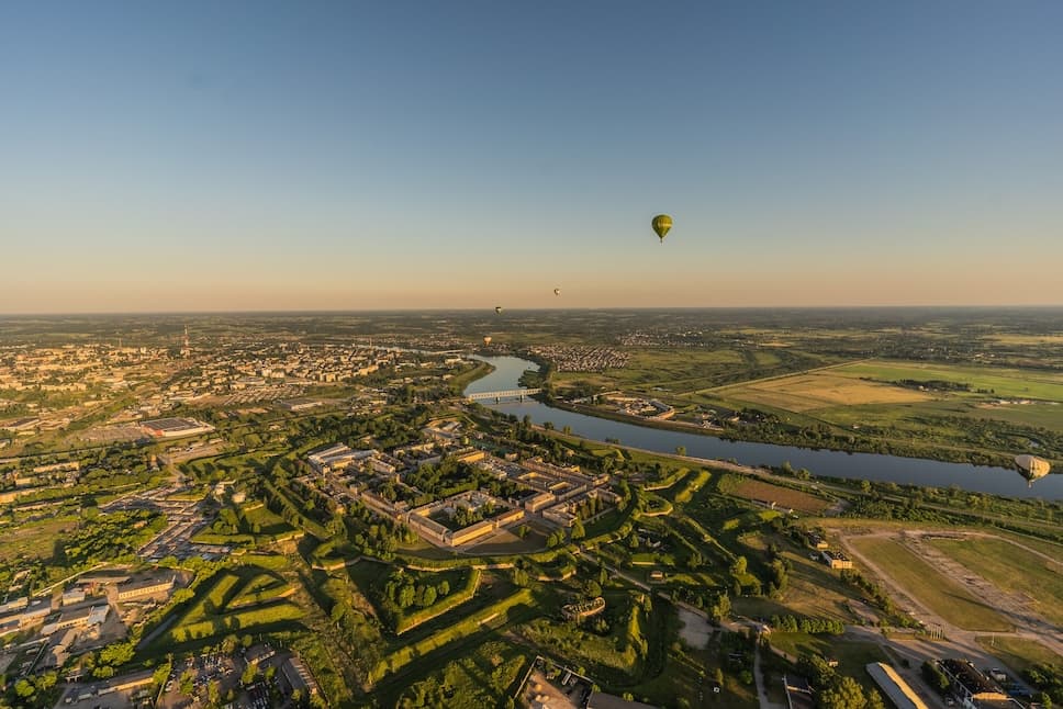 Описание изображения